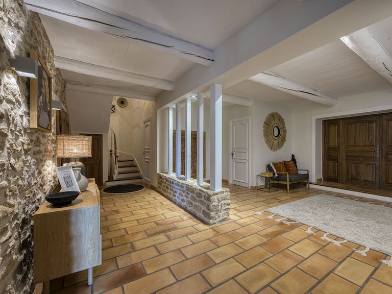 Villa for Sale in Vacqueyras, Avignon And North Provence 9