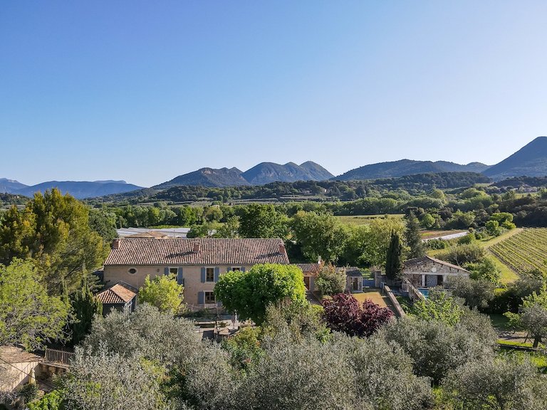 Villa for Sale in Piegon, Avignon And North Provence 2