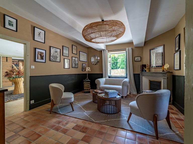 Villa for Sale in Grignan, Avignon And North Provence 11