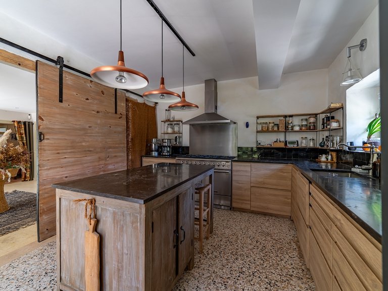 Villa for Sale in Grignan, Avignon And North Provence 16