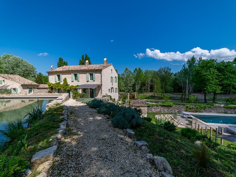 Villa for Sale in Grignan, Avignon And North Provence 4