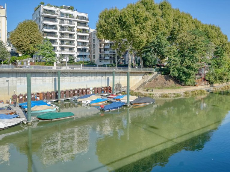 Apartment for Sale in Neuilly Sur Seine, Paris Suburbs 12