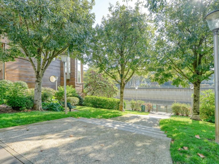 Apartment for Sale in Neuilly Sur Seine, Paris Suburbs 13