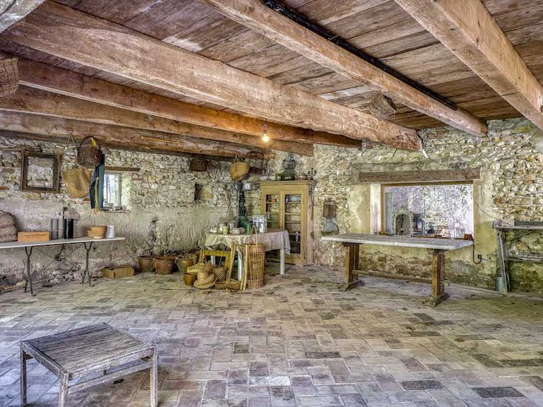 Villa for Sale in Espeluche, Avignon And North Provence 14