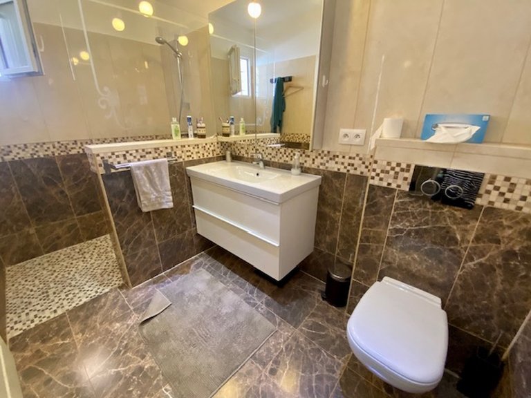 Villa for Sale in Valbonne, Mougins, Valbonne, Grasse Area 12
