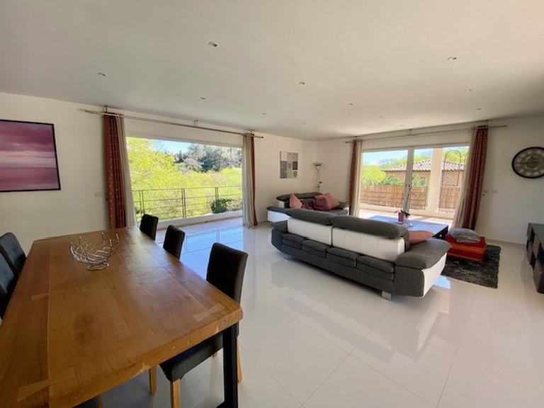 Villa for Sale in Valbonne, Mougins, Valbonne, Grasse Area 5