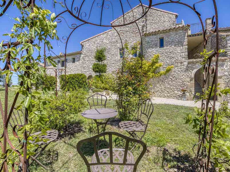 Villa for Sale in Grignan, Avignon And North Provence 11