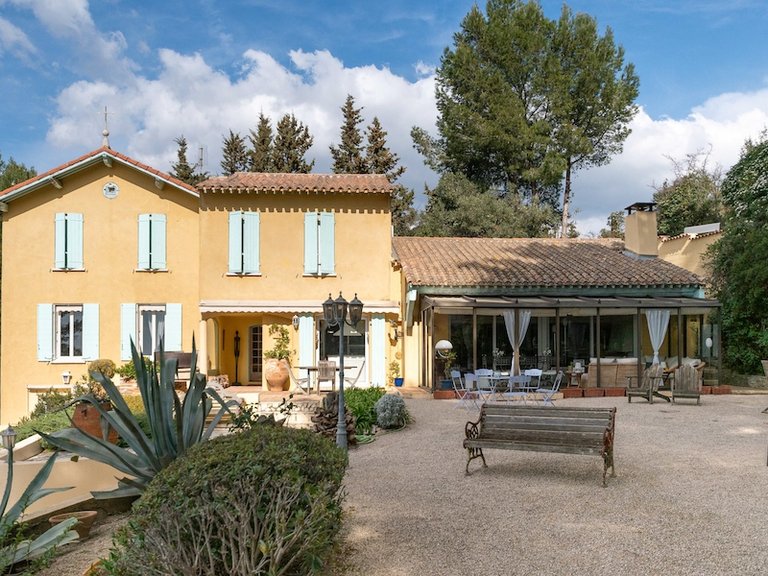 Villa for Sale in Cassis, Provence Coast (cassis To Cavalaire) 6
