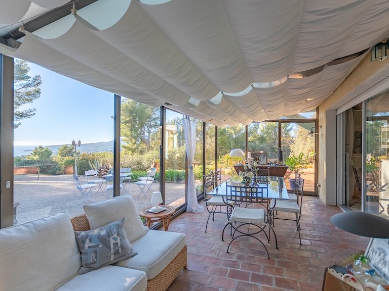 Villa for Sale in Cassis, Provence Coast (cassis To Cavalaire) 12