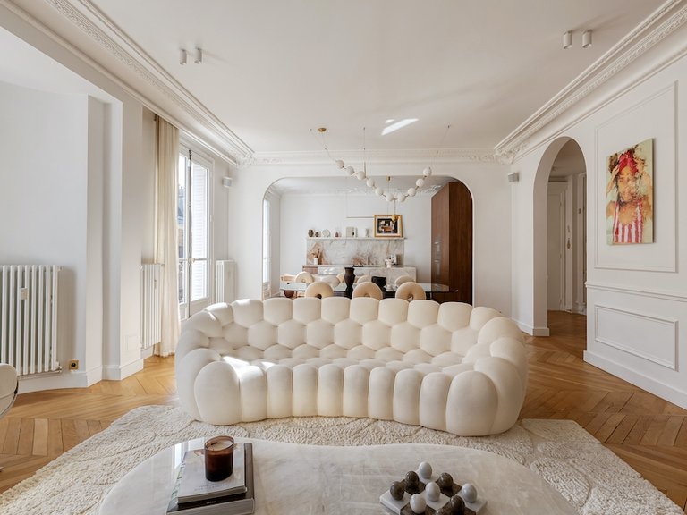Apartment for Sale in 16th (trocadéro - Etoile - Passy), Golden Triangle - Trocadéro (8th - 16th) 11