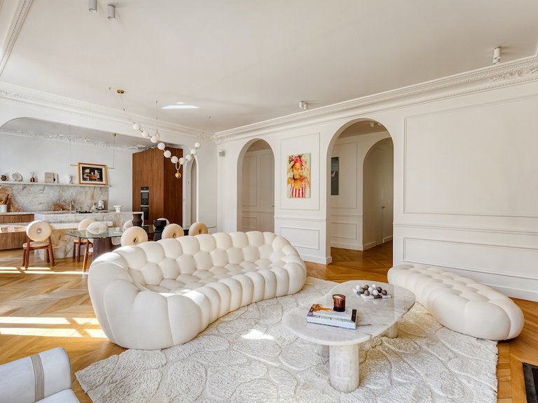 Apartment for Sale in 16th (trocadéro - Etoile - Passy), Golden Triangle - Trocadéro (8th - 16th) 9
