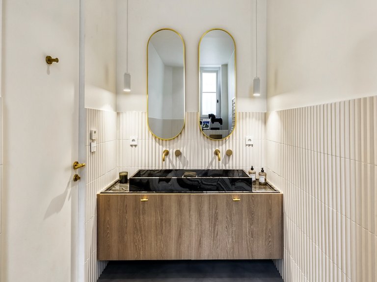 Apartment for Sale in 16th (trocadéro - Etoile - Passy), Golden Triangle - Trocadéro (8th - 16th) 20