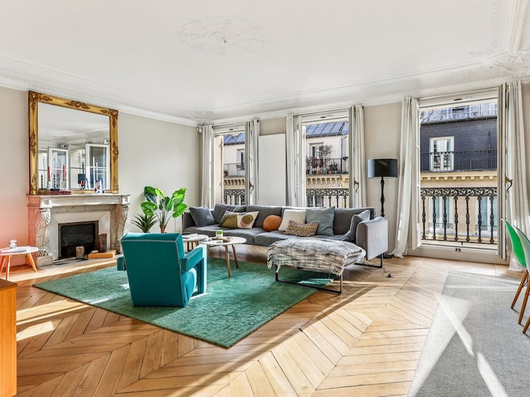 Apartment for Sale in 8th (golden Triangle - Parc Monceau), Golden Triangle - Trocadéro (8th - 16th) 2