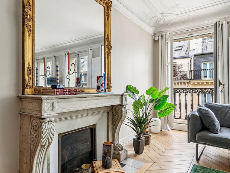 Apartment for Sale in 8th (golden Triangle - Parc Monceau), Golden Triangle - Trocadéro (8th - 16th) 17