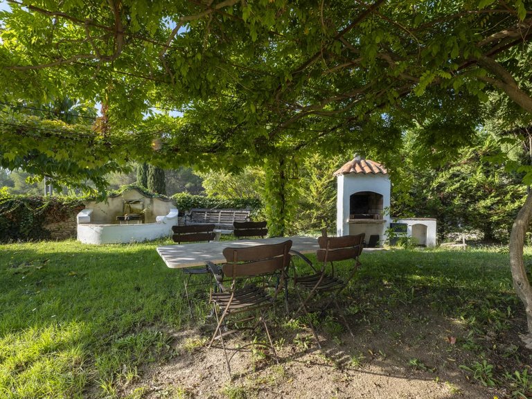 Villa for Sale in Cassis, Provence Coast (cassis To Cavalaire) 4