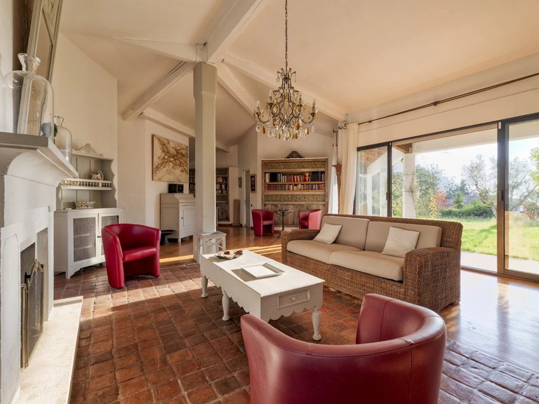 Villa for Sale in Cassis, Provence Coast (cassis To Cavalaire) 8