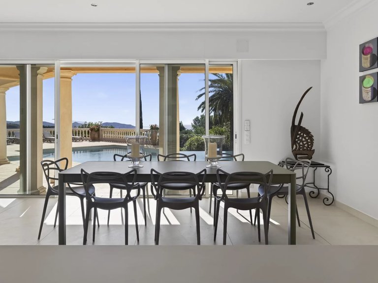 Villa for Sale in La Ciotat, Provence Coast (cassis To Cavalaire) 2