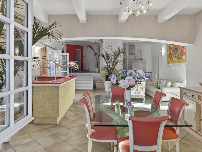 Villa for Sale in La Ciotat, Provence Coast (cassis To Cavalaire) 6