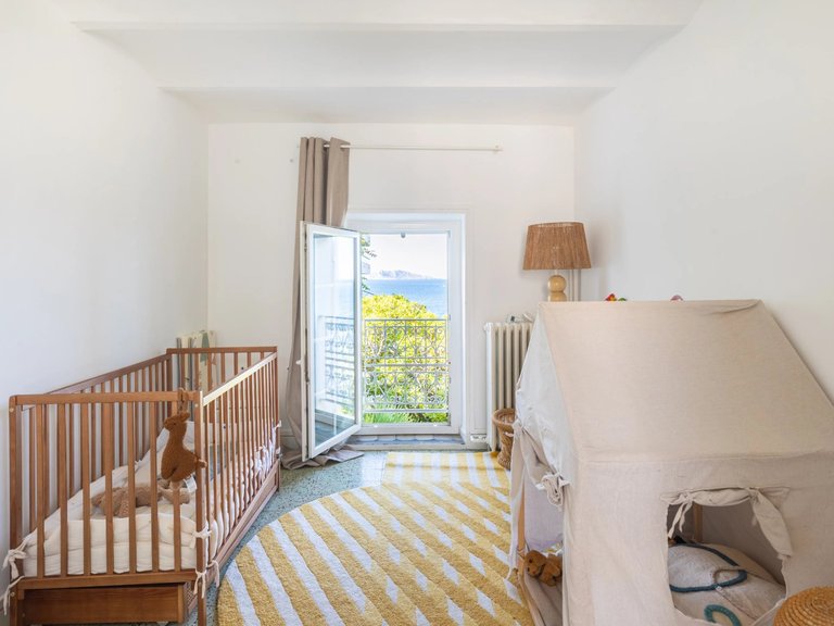 Villa for Sale in Marseille, Marseille & Cote Bleu 7