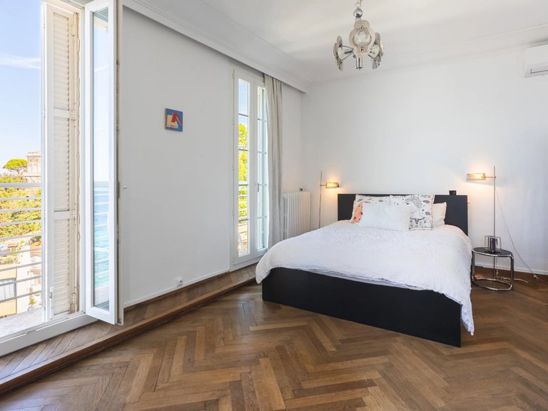 Villa for Sale in Marseille, Marseille & Cote Bleu 8