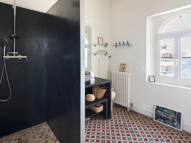 Villa for Sale in Marseille, Marseille & Cote Bleu 9