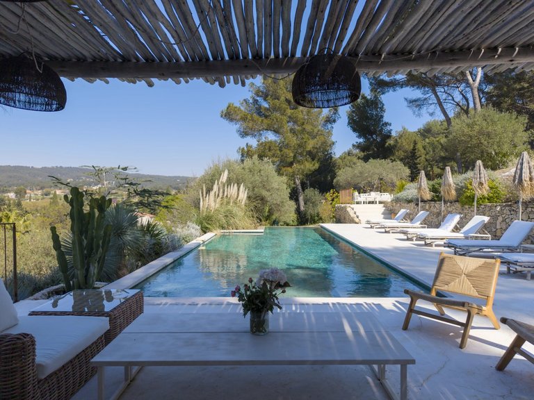 Villa for Sale in Cassis, Provence Coast (cassis To Cavalaire) 14