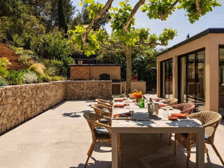 Villa for Sale in Cassis, Provence Coast (cassis To Cavalaire) 19
