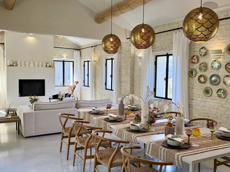 Villa for Sale in Cassis, Provence Coast (cassis To Cavalaire) 3
