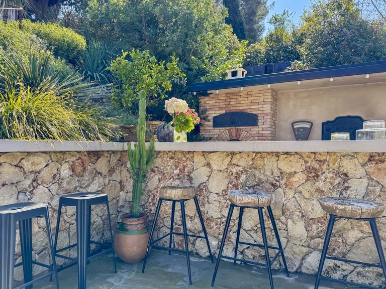 Villa for Sale in Cassis, Provence Coast (cassis To Cavalaire) 8