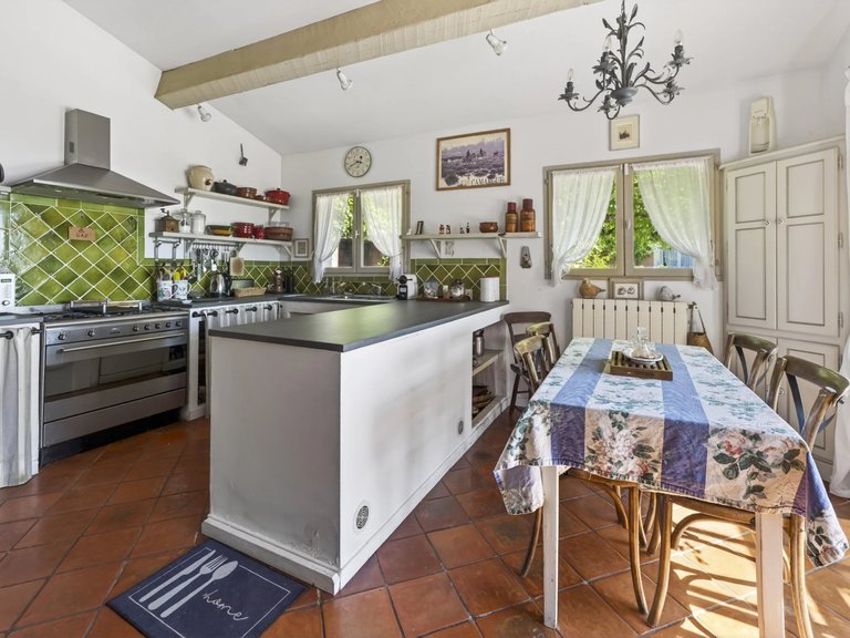 Villa for Sale in Cassis, Provence Coast (cassis To Cavalaire) 13