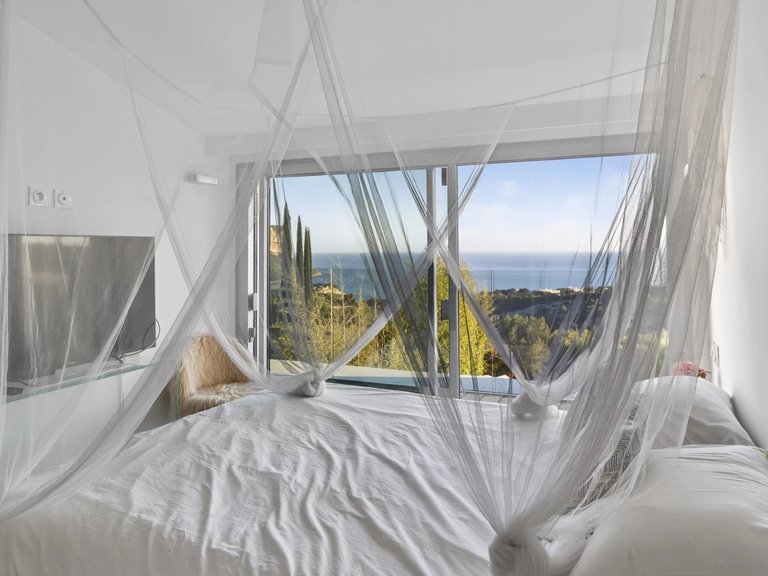 Villa for Sale in Cassis, Provence Coast (cassis To Cavalaire) 8