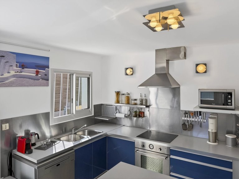 Villa for Sale in Marseille, Marseille & Cote Bleu 12