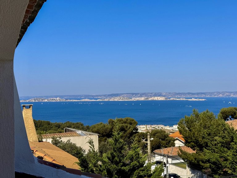Villa for Sale in Marseille, Marseille & Cote Bleu 6