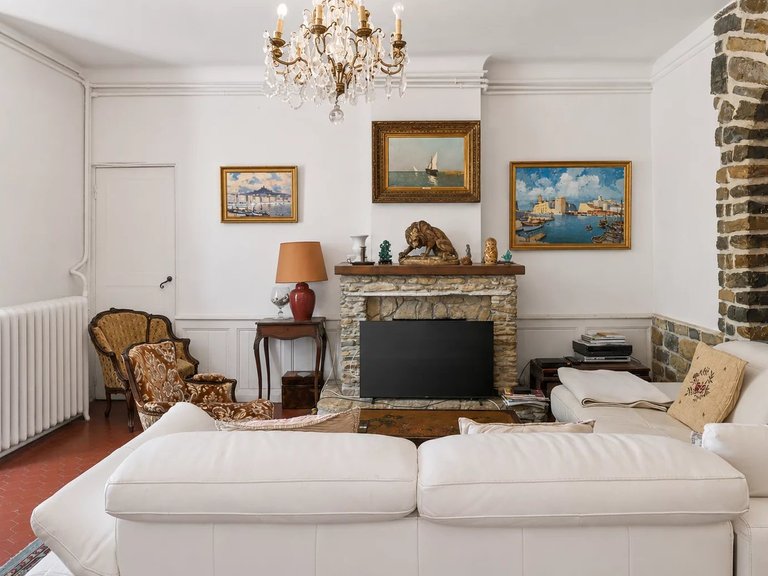 Villa for Sale in St Cyr Sur Mer, Provence Coast (cassis To Cavalaire) 6