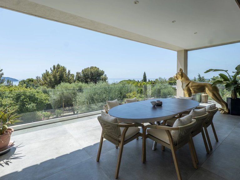 Villa for Sale in La Ciotat, Provence Coast (cassis To Cavalaire) 5