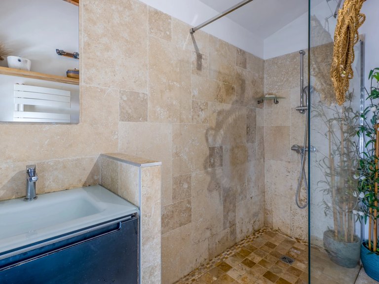 Villa for Sale in Cassis, Provence Coast (cassis To Cavalaire) 9