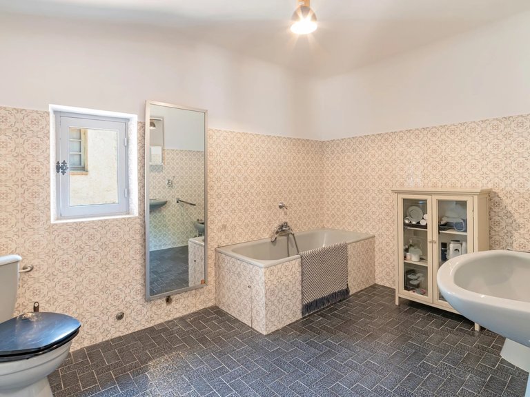 Villa for Sale in Tourrettes, Var Countryside (fayence, Lorgues, Cotignac) 9