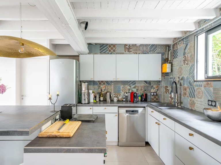 Apartment for Sale in 14th (montparnasse), Other Arrondissements (13th, 14th, 15th, 19th, 20th) 5