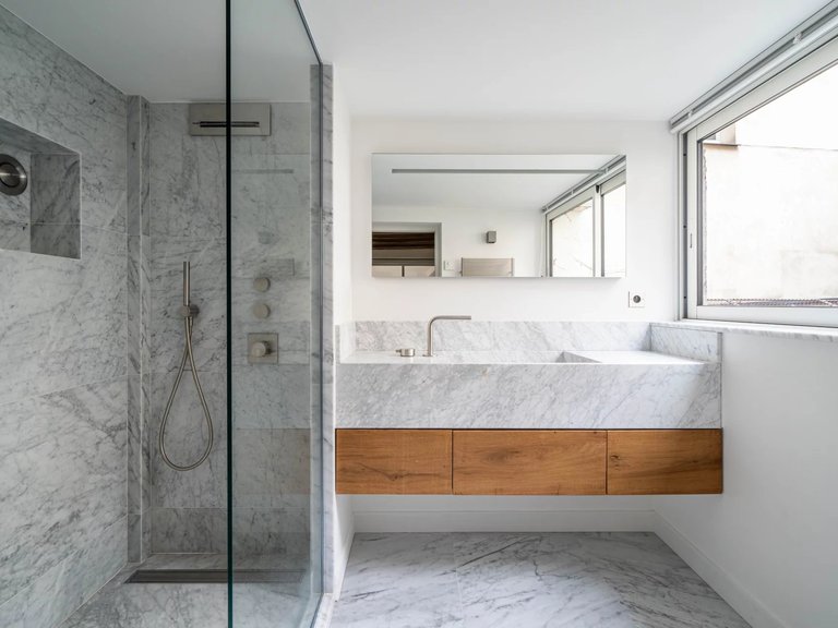 Apartment for Sale in 6th (saint Germain Des Prés - Luxembourg), Paris Left Bank (5th,6th & 7th ) 8