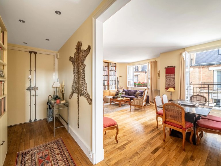 Apartment for Sale in 14th (montparnasse), Other Arrondissements (13th, 14th, 15th, 19th, 20th) 2