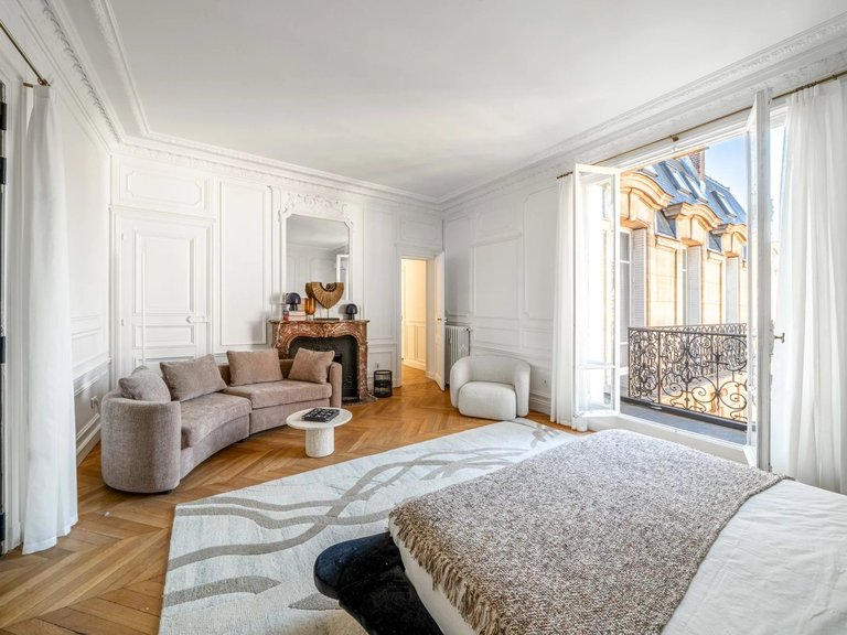 Apartment for Sale in Neuilly Sur Seine, Paris Suburbs 12