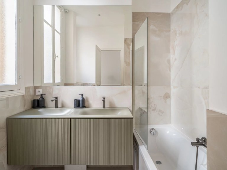 Apartment for Sale in Neuilly Sur Seine, Paris Suburbs 14