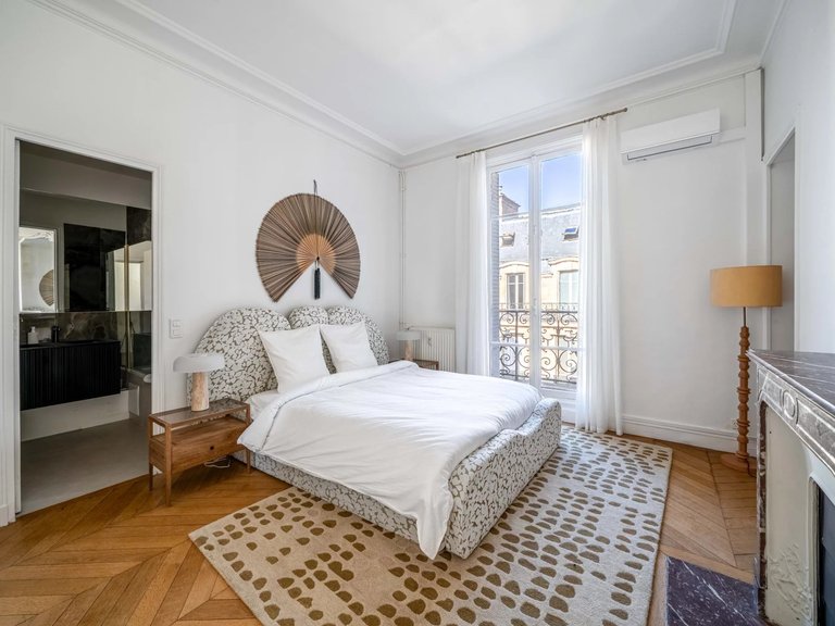 Apartment for Sale in Neuilly Sur Seine, Paris Suburbs 15