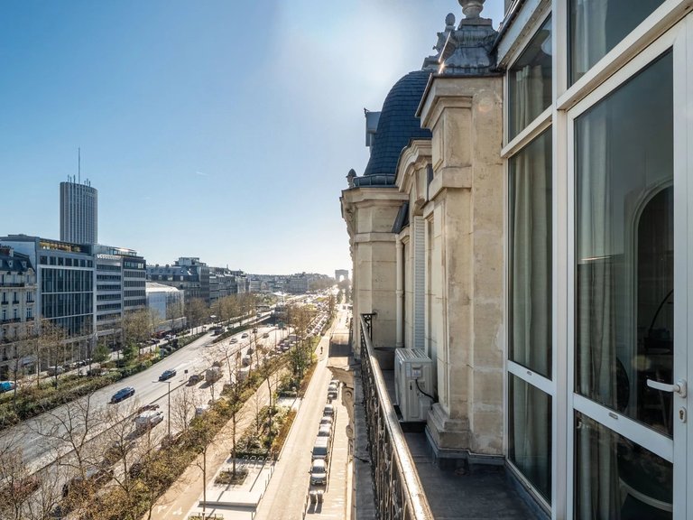 Apartment for Sale in Neuilly Sur Seine, Paris Suburbs 8