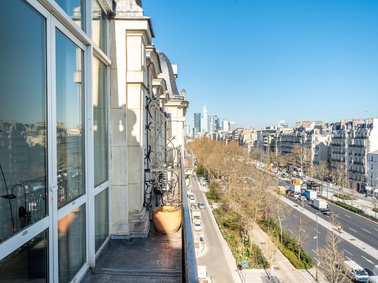Apartment for Sale in Neuilly Sur Seine, Paris Suburbs 9