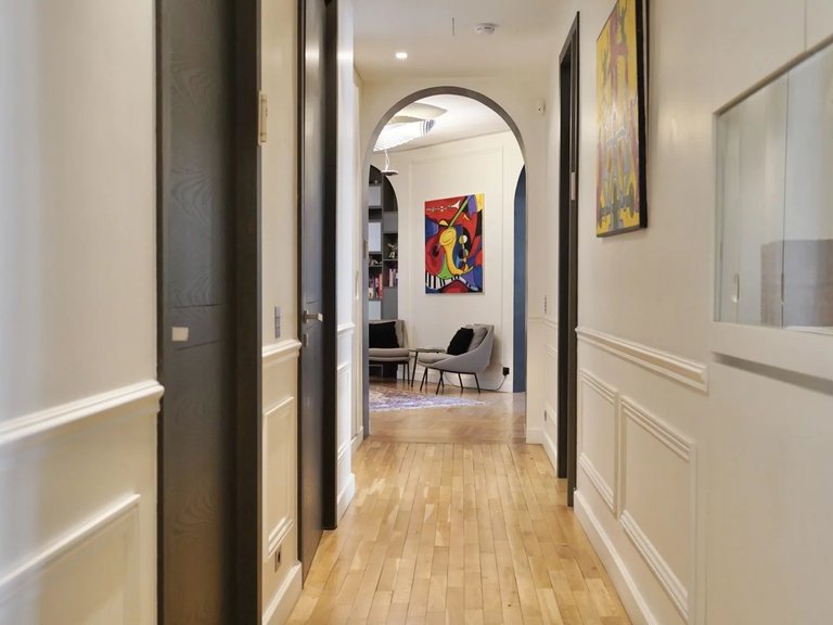Apartment for Sale in 16th (trocadéro - Etoile - Passy), Golden Triangle - Trocadéro (8th - 16th) 7