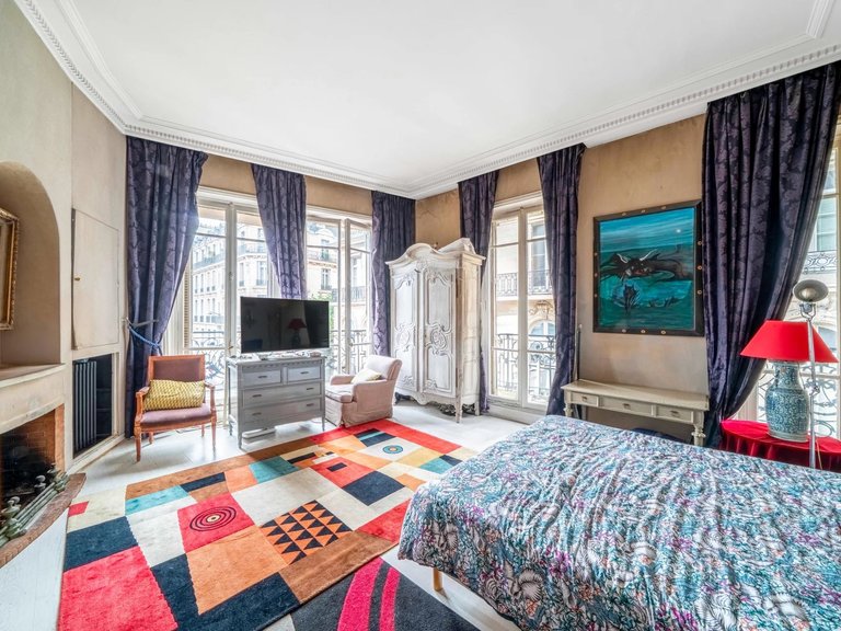 Apartment for Sale in 16th (trocadéro - Etoile - Passy), Golden Triangle - Trocadéro (8th - 16th) 6