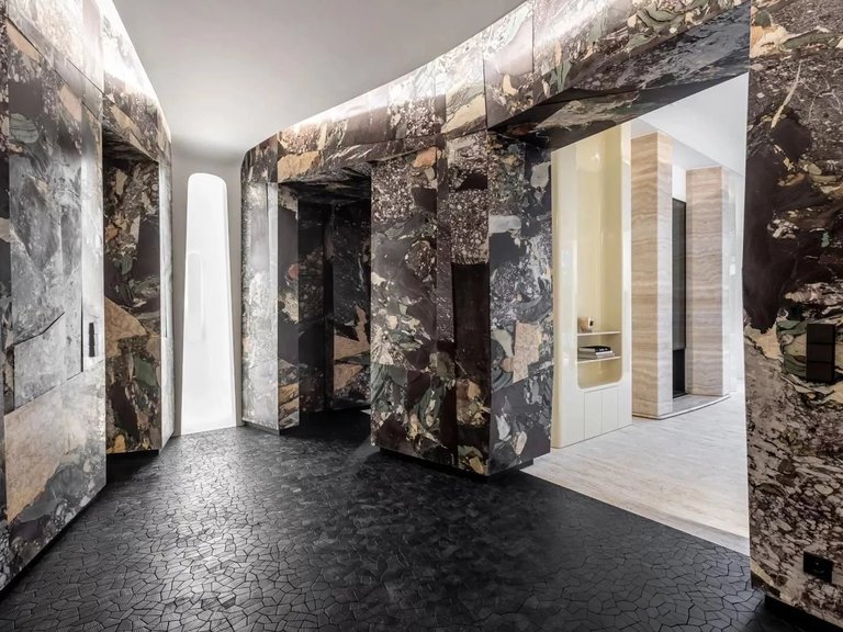 Apartment for Sale in 16th (trocadéro - Etoile - Passy), Golden Triangle - Trocadéro (8th - 16th) 5