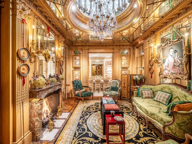 Apartment for Sale in 1st (louvre - Vendôme), Paris Right Bank (1st, 2nd, 3rd, 4th) 1