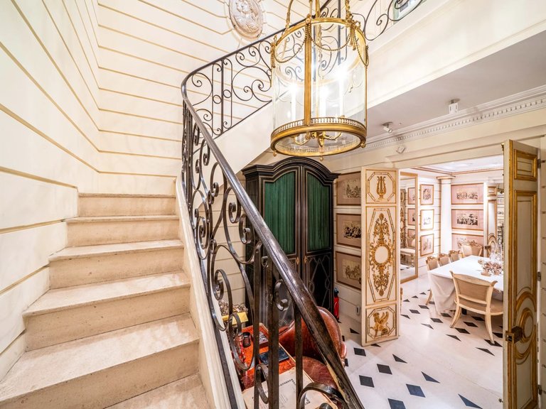 Apartment for Sale in 1st (louvre - Vendôme), Paris Right Bank (1st, 2nd, 3rd, 4th) 17